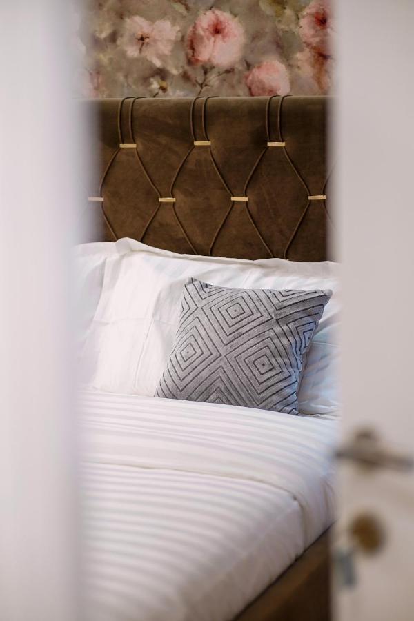 Hotel Capital Inn טיראנה מראה חיצוני תמונה