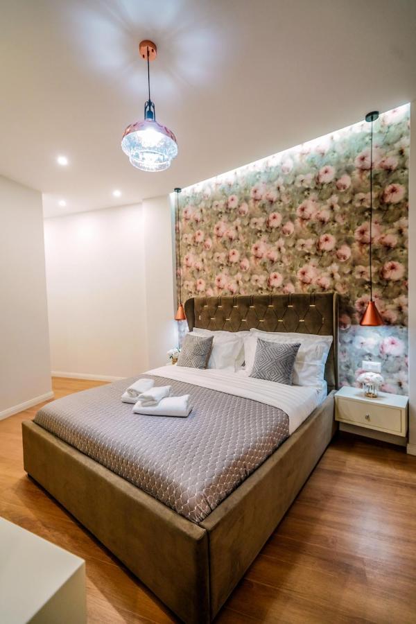 Hotel Capital Inn טיראנה מראה חיצוני תמונה