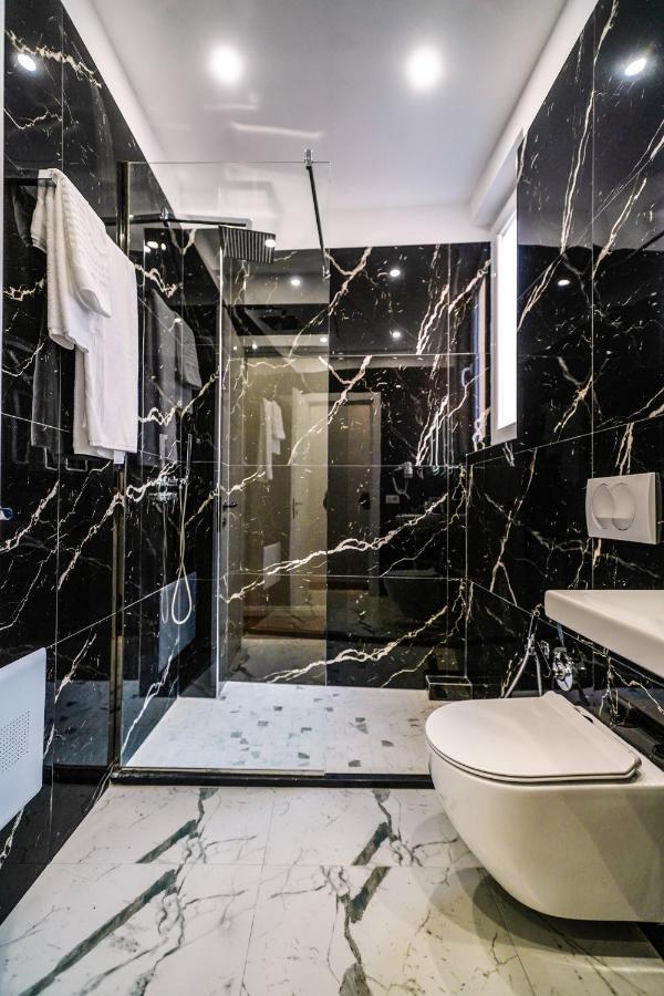 Hotel Capital Inn טיראנה מראה חיצוני תמונה