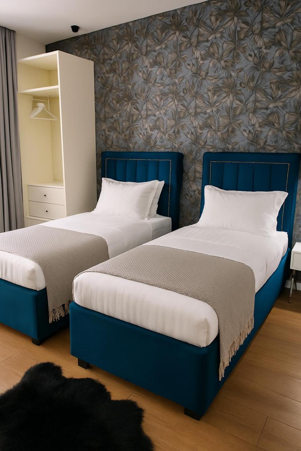 Hotel Capital Inn טיראנה מראה חיצוני תמונה